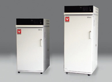 260℃立式精密恒溫箱