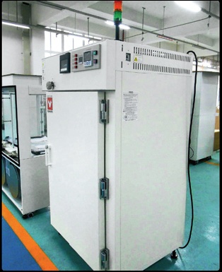 臺車搬入式送風(fēng)定溫恒溫箱